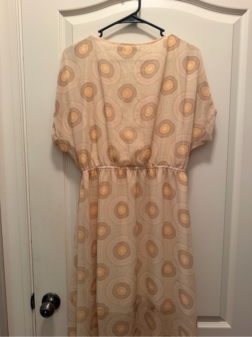 Forever 21 Neutral Beige V-Neck Puff Sleeve Boho Maxi Dress - Picture 9 of 13